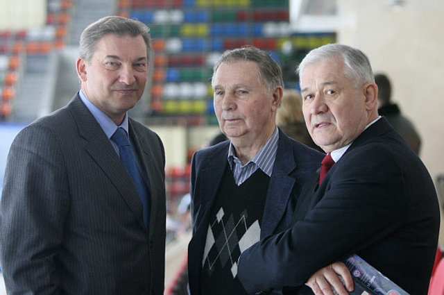 Легенды отечественного хоккея: Владислав Третьяк, Виктор Тихонов и Владимир Юрзинов. 2008 год