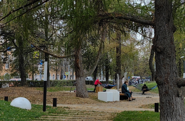 Новое оборудование сразу привлекло внимание ребят.