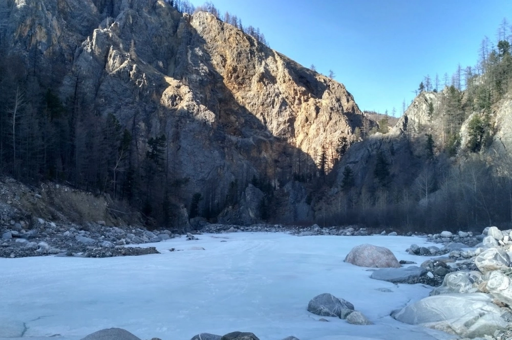 Три туриста из Красноярска погибли в горах Мунку-Сардык 