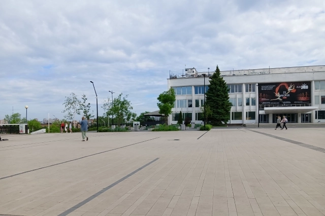 Артамонов продолжает жить в Ижевске.