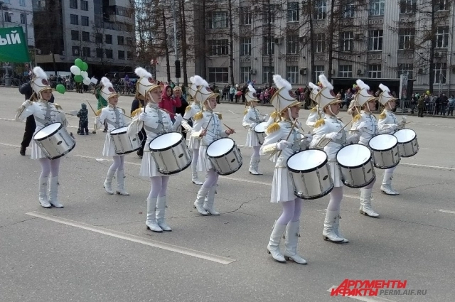 На площади перед ДК им. Солдатова будет играть оркестр