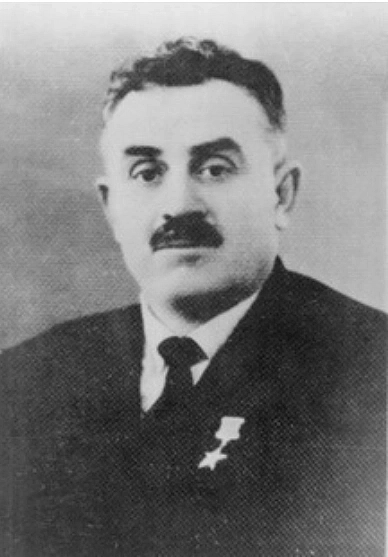 Геннадий Кирия.