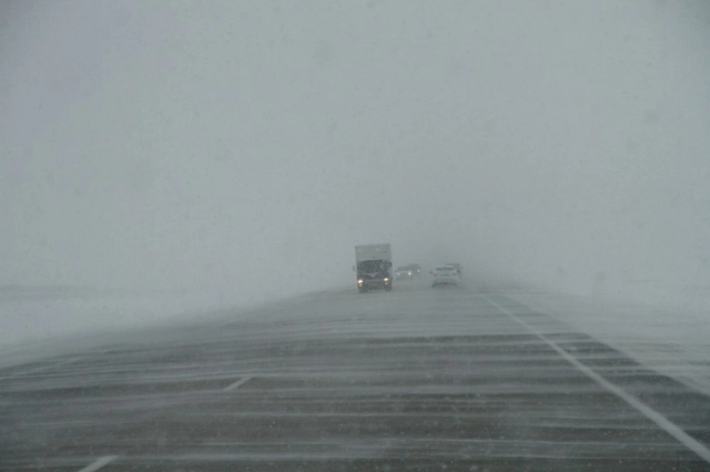 Чем теплее воздух, тем больше влаги он может перенести.