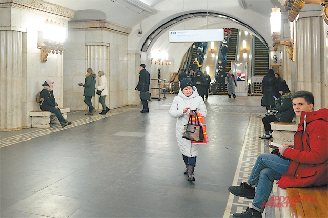 «Смоленская» – одна из самых старых станций Москвы.