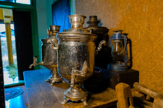 Культ самовара. В Нижнеиргинском прошёл праздник в честь открытия мурала