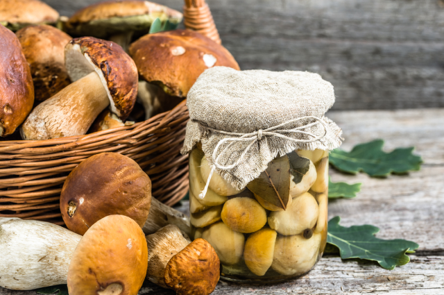 Жареные грибы на зиму – кулинарный рецепт