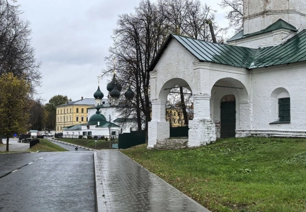 Дорога лишь стала асфальтированной.