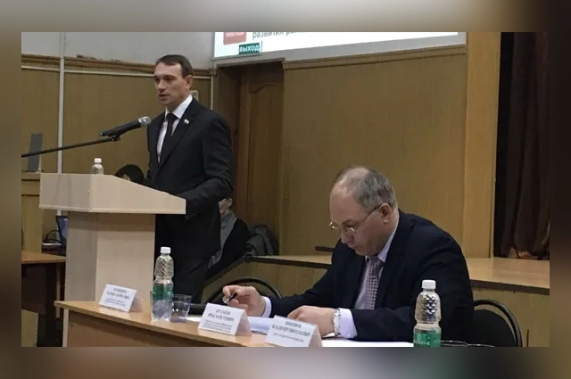 Бывший чиновник объявил себя банкротом.