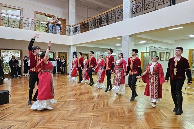 День армянской культуры в центральной библиотеке Пятигорска. 