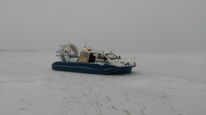 На Ириклинском водохранилище под лед ушла «Лада-Калина» с двумя пассажирами.