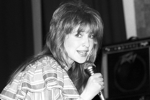 Екатерина Семенова во время выступления, 1988 год