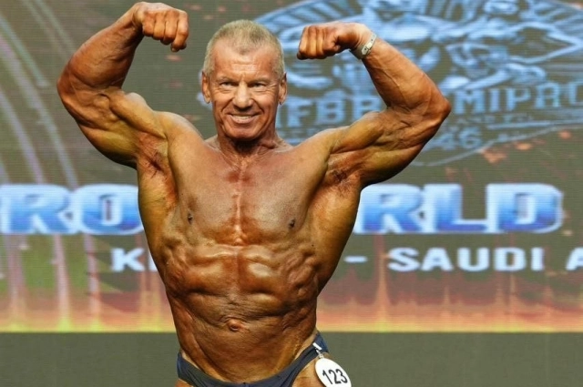 Александр Яшанькин — спортивный человек с самого детства.