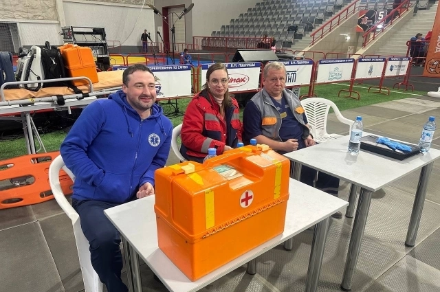 Медики следят за спортсменами постоянно