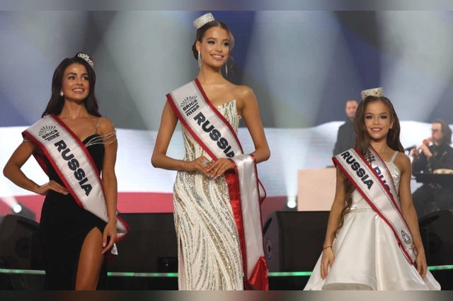 Конкурс красоты проходит в трех номинациях.