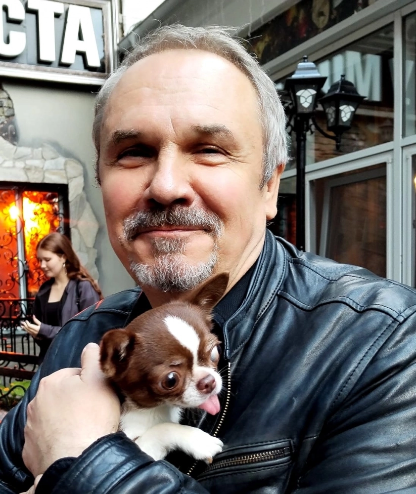 Основатель и художественный руководитель Сергей Федотов.