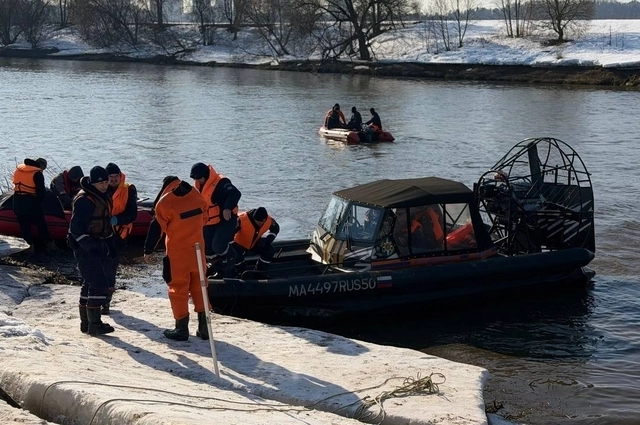 Поиски детей в Звенигороде в Москве-реке