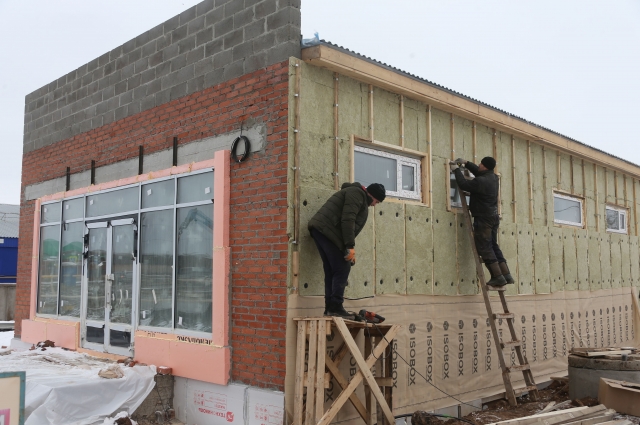 Компания за свой счёт дотянула до объекта линию электропередачи (ЛЭП) и установила умный счётчик.