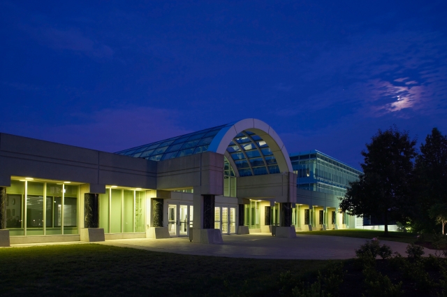 ЦРУ пытается воздействовать на афганский народ.