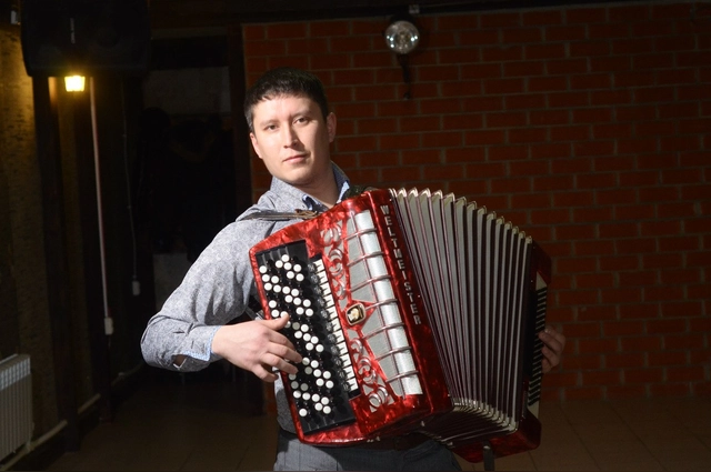 Ильяс никогда не забывал про свою малую Родину.