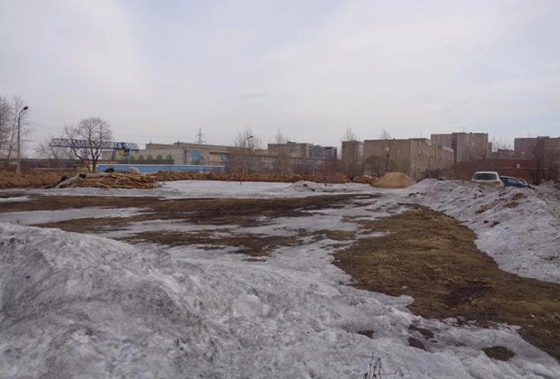 Пустырь на улице Данилова, где исчезла одна из жертв маньяка.