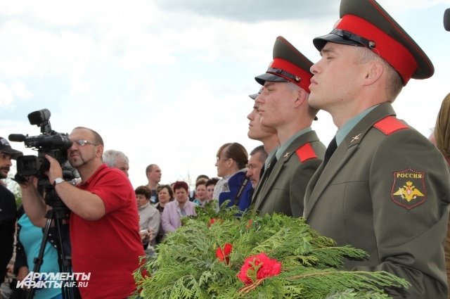   Прах Ивана Слабунова перезахоронят в Ростове-на-Дону с воинскими почестями.