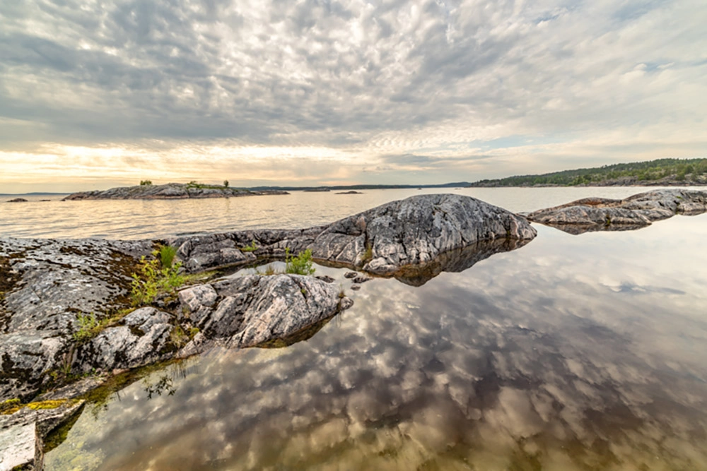 Память, вырезанная льдом. Пейзажи Ладожских шхер в объективе Геннадия Юсина     
 Память, вырезанная льдом. Пейзажи Ладожских шхер в объективе Геннадия Юсина