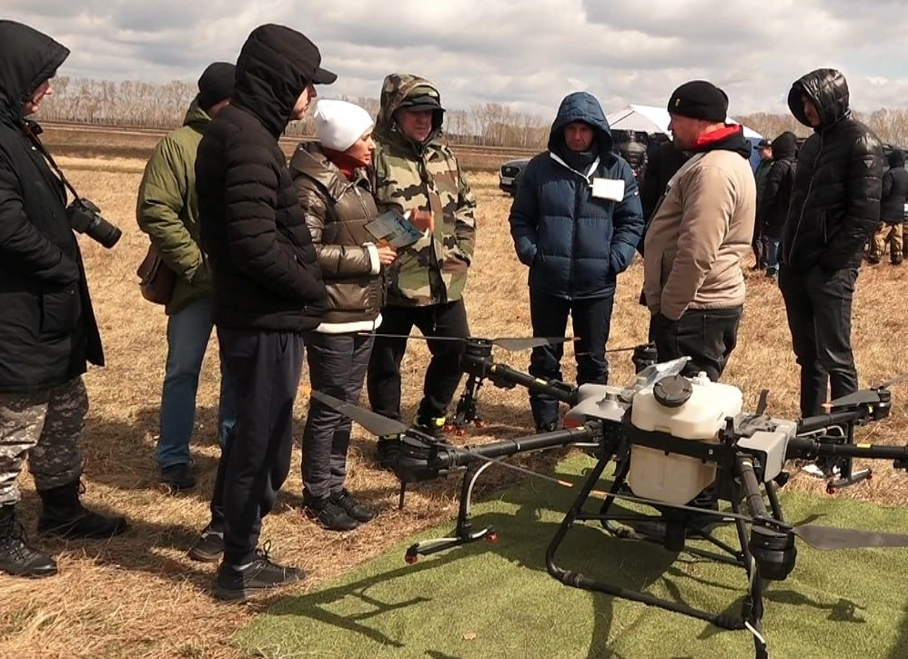 Несмотря на удобство и выгоду, применять такую современную технику в хозяйстве решаются не все