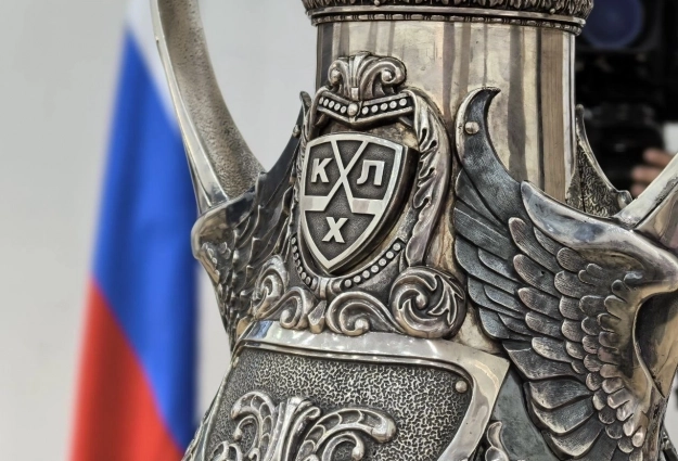 Трофеем любовались все гости мероприятия.