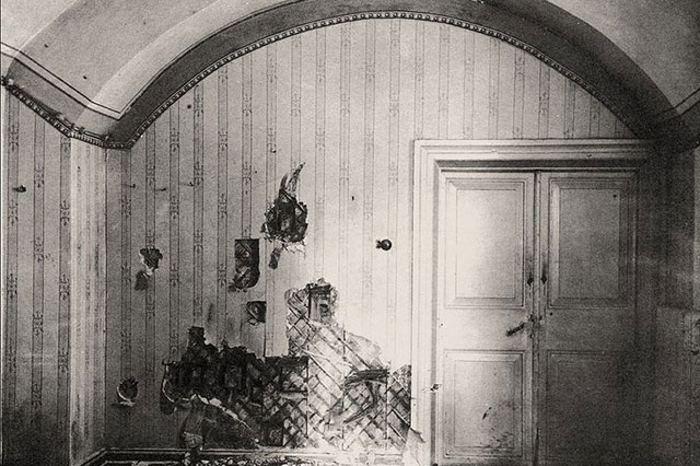 Комната, где была расстреляна царская семья.