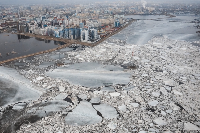 В 2020 году из-за заторов вода почти дошла до домов в 203-м микрорайоне Якутска.