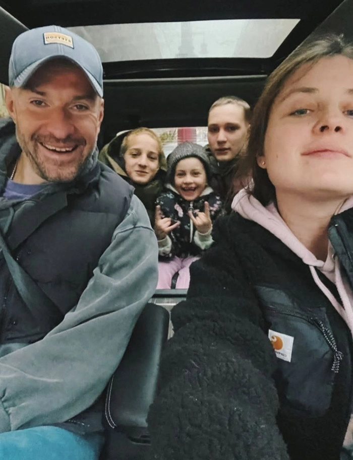 У Марии Болонкиной и Филиппа Васильева родился третий ребенок. Яков появился на свет 7 апреля.