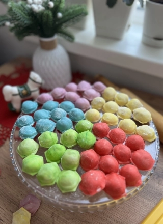 В процессе варки таких пельмешек вода не окрасится