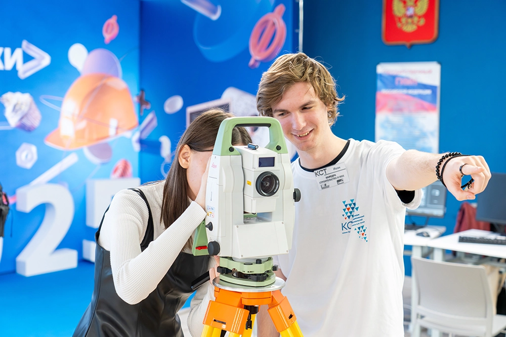 Колледж современных технологий имени Героя Советского Союза М. Ф. Панова.