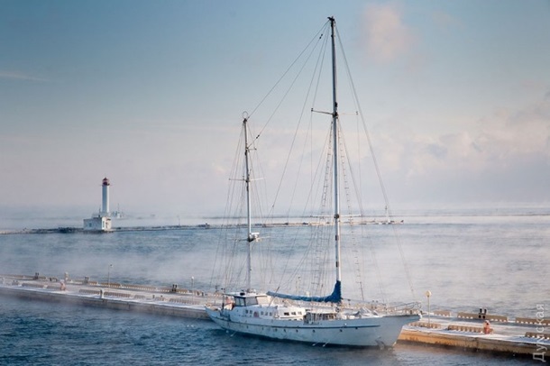 море