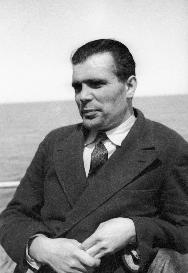 Михаил Водопьянов (1899-1980).