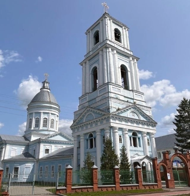 Церковь Троицы Живоначальной.
