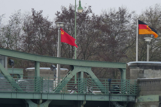 Глиникский мост во время съемок фильма «Шпионский мост».