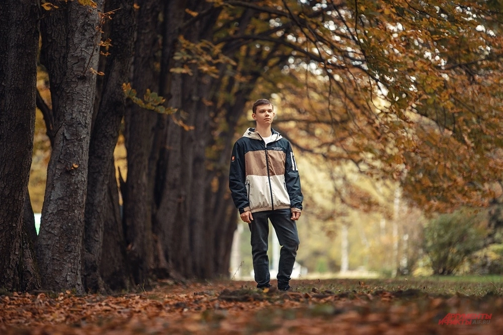 Из-за растущего горба уменьшается объём грудной клетки, возникают лёгочная недостаточность и лишняя нагрузка на сердце.