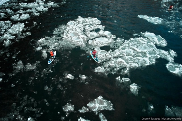 Сапбордисты на Мане.