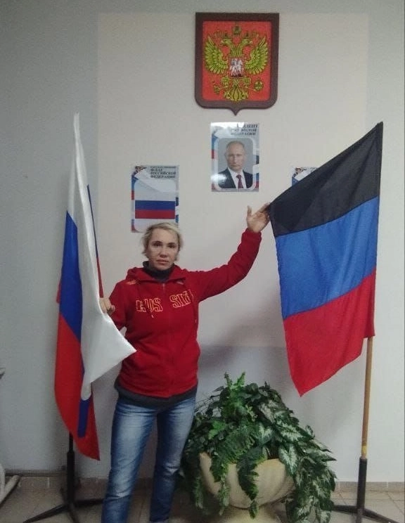 Яна считает своим долгом помогать землякам на Донбассе.