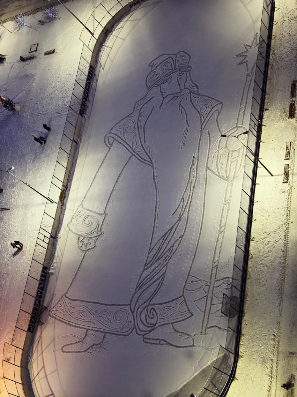 Леонид рассказывает, что каток — это его холст.