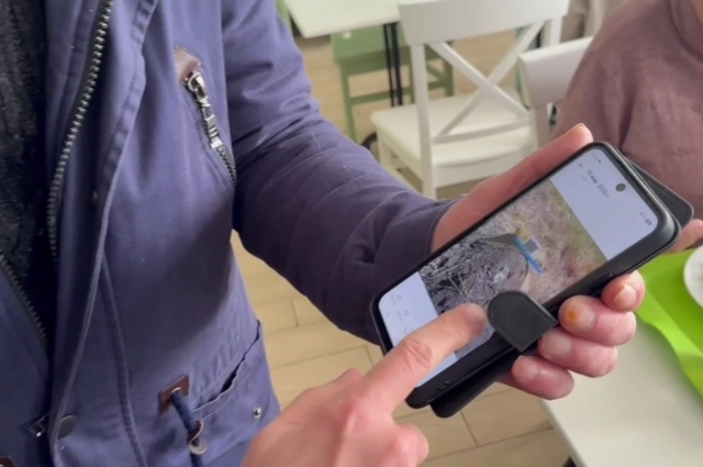 Могила убитой дронами ВСУ жительницы ДНР