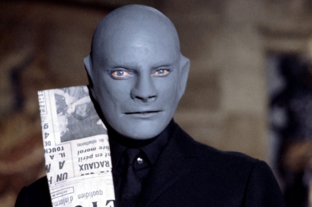 За то, что при ограблениях бандиты использовали чулки в качестве масок, их прозвали «фантомасами», как главного злодея из одноимённого французского фильма.