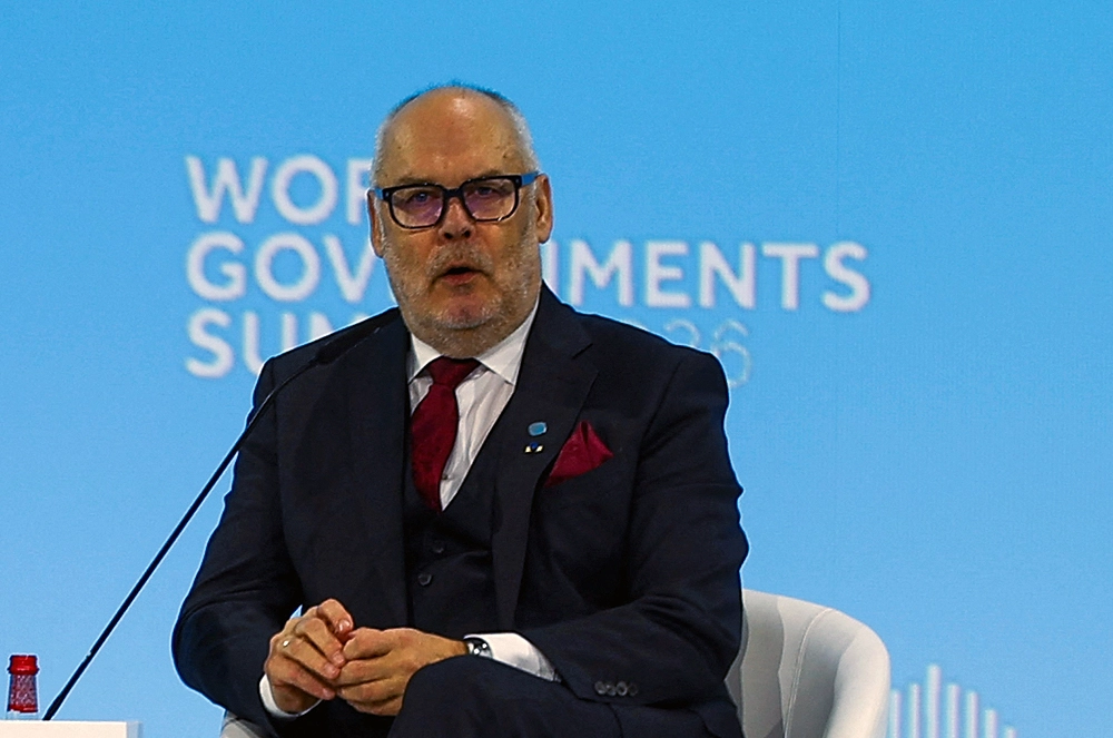 Алар Карис.