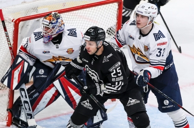 «Металлург» на бумаге фаворит.