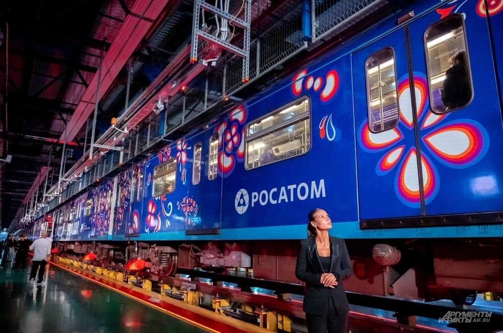 Наш атом в нашем метро. Состав-музей начал курсировать по оранжевой ветке
