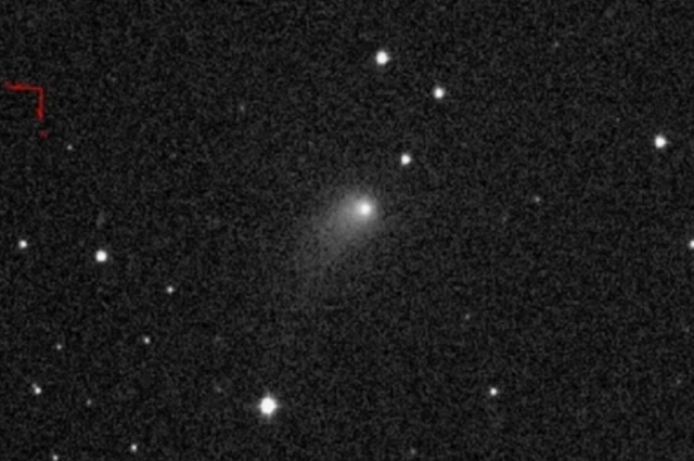 Комета C/2024 E1 на ранних снимках.