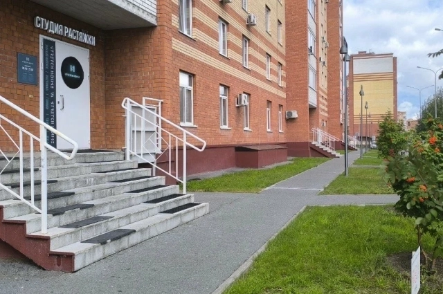 По предварительным данным, тюменские филиалы закрылись из-за долгов по зарплате сотрудникам. 