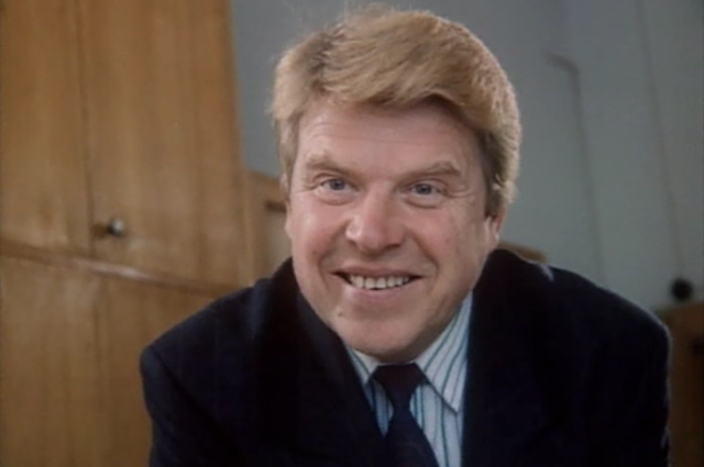 Михаил Кокшенов в фильме «Русский бизнес», 1993 г.