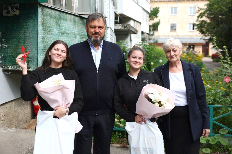 Дзержинцы в 2025 году получили ключи от новых муниципальных квартир. 